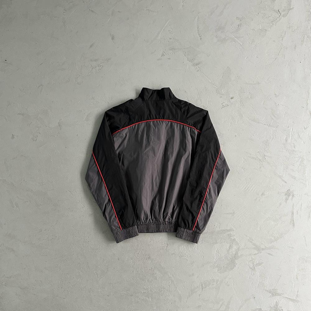 TS Irongate T Shellsuit Black Red