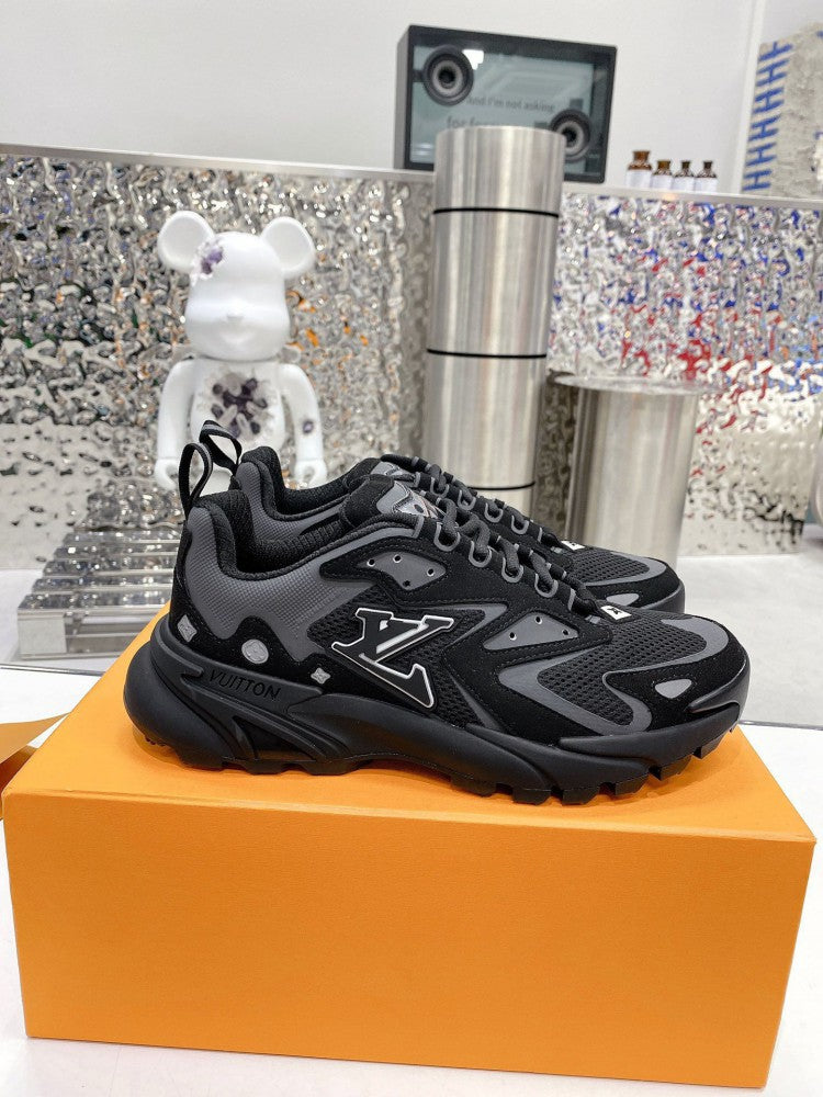 LV Runner Tatic Trainer Black