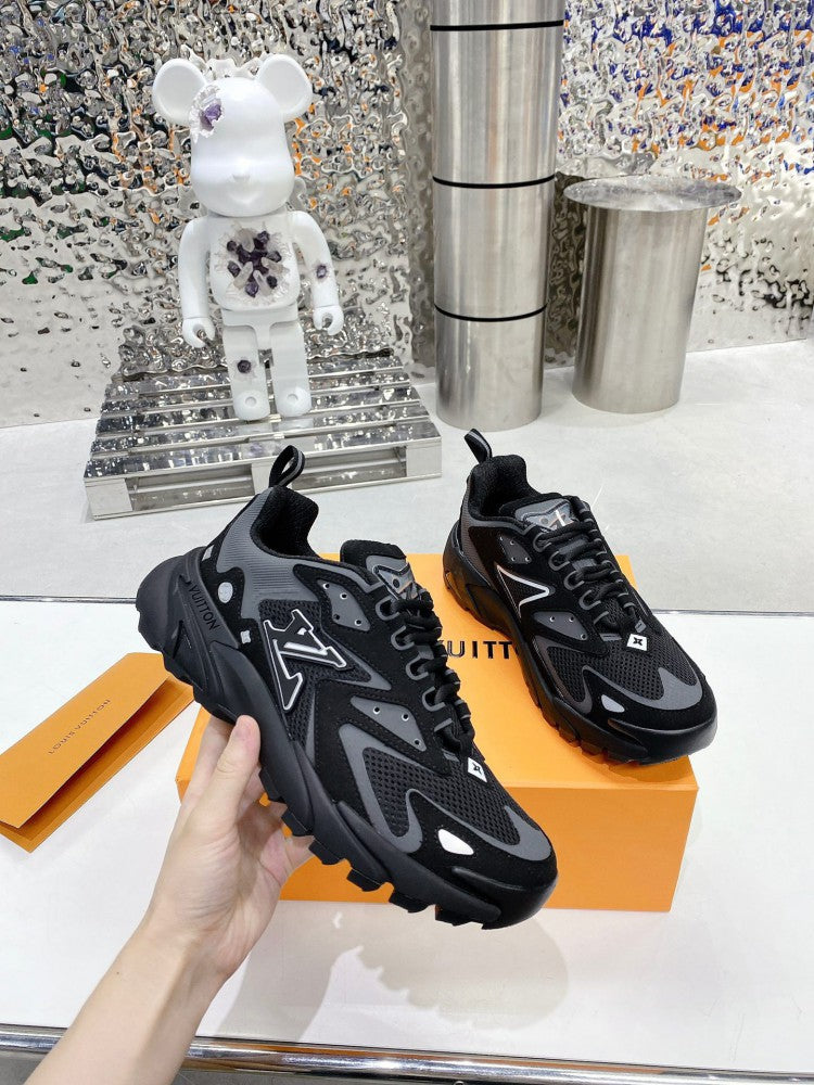 LV Runner Tatic Trainer Black