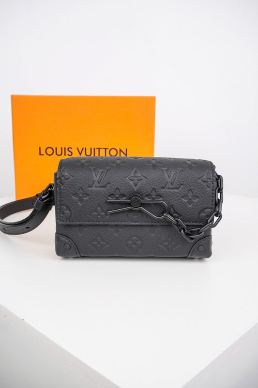 LV Steamer Messenger Bag Black