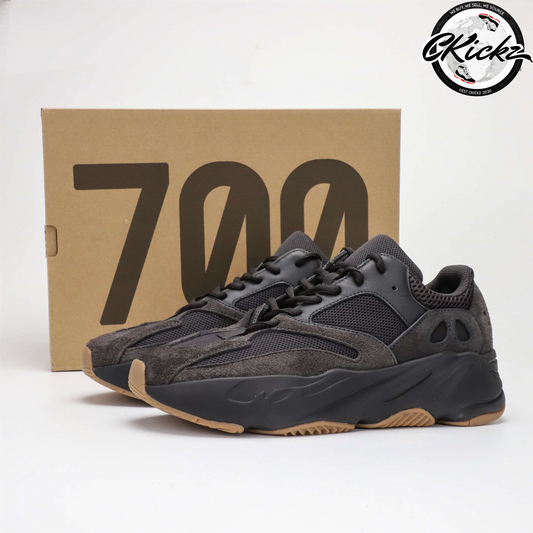 Yzy 700 Utility Black