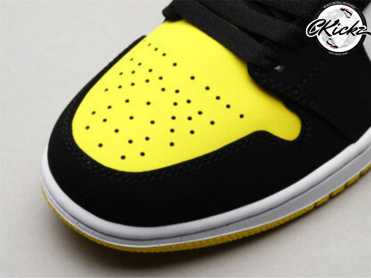 J1 Mid Yellow Toe Black